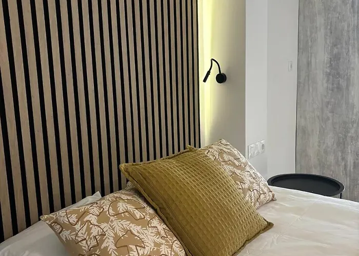 San Miguel Deluxe I - *